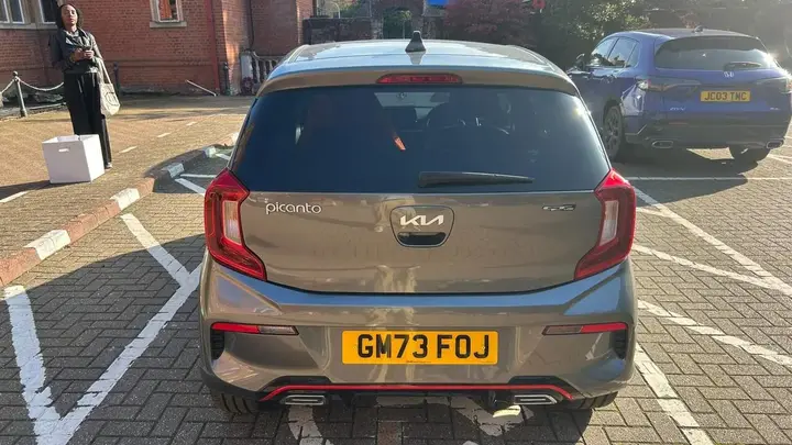 Kia Picanto 2023 photo 2