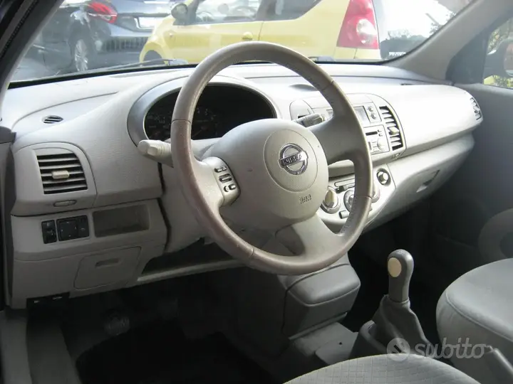 Nissan Micra 2005 photo 5