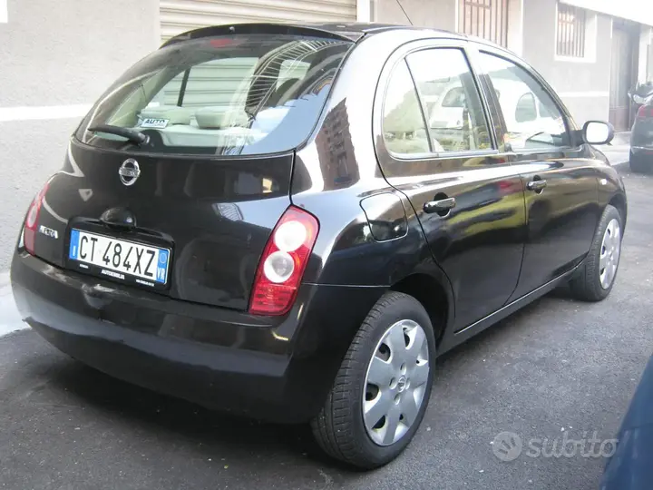 Nissan Micra 2005 photo 4