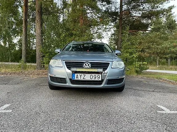 Volkswagen Passat 2010 photo 2