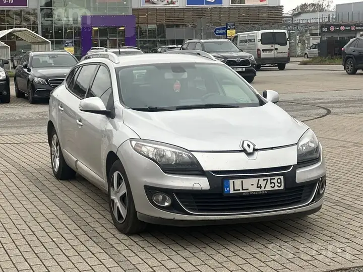 Renault Megane 2013 photo 3