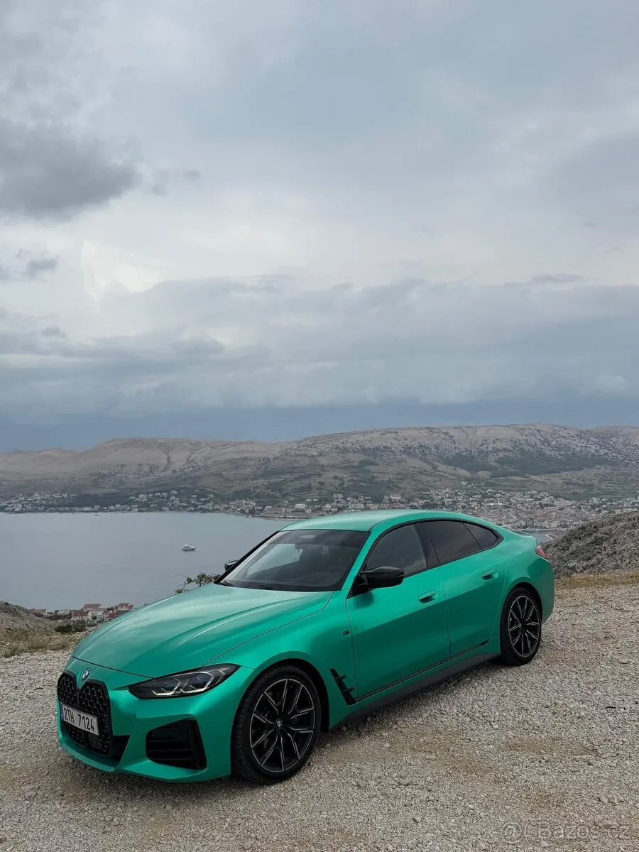 BMW M440I