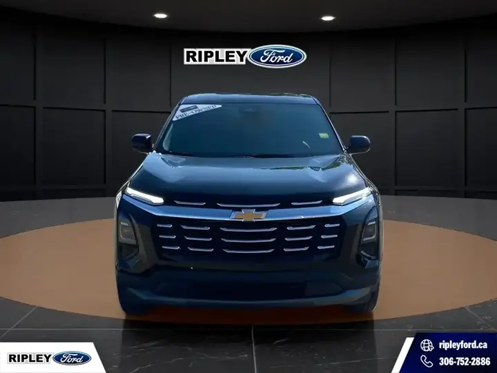 Chevrolet Equinox 2026 photo 2
