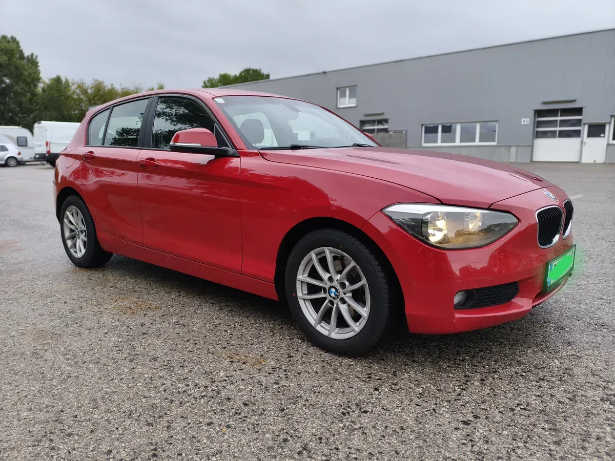 BMW 1 Series 2013 photo 2