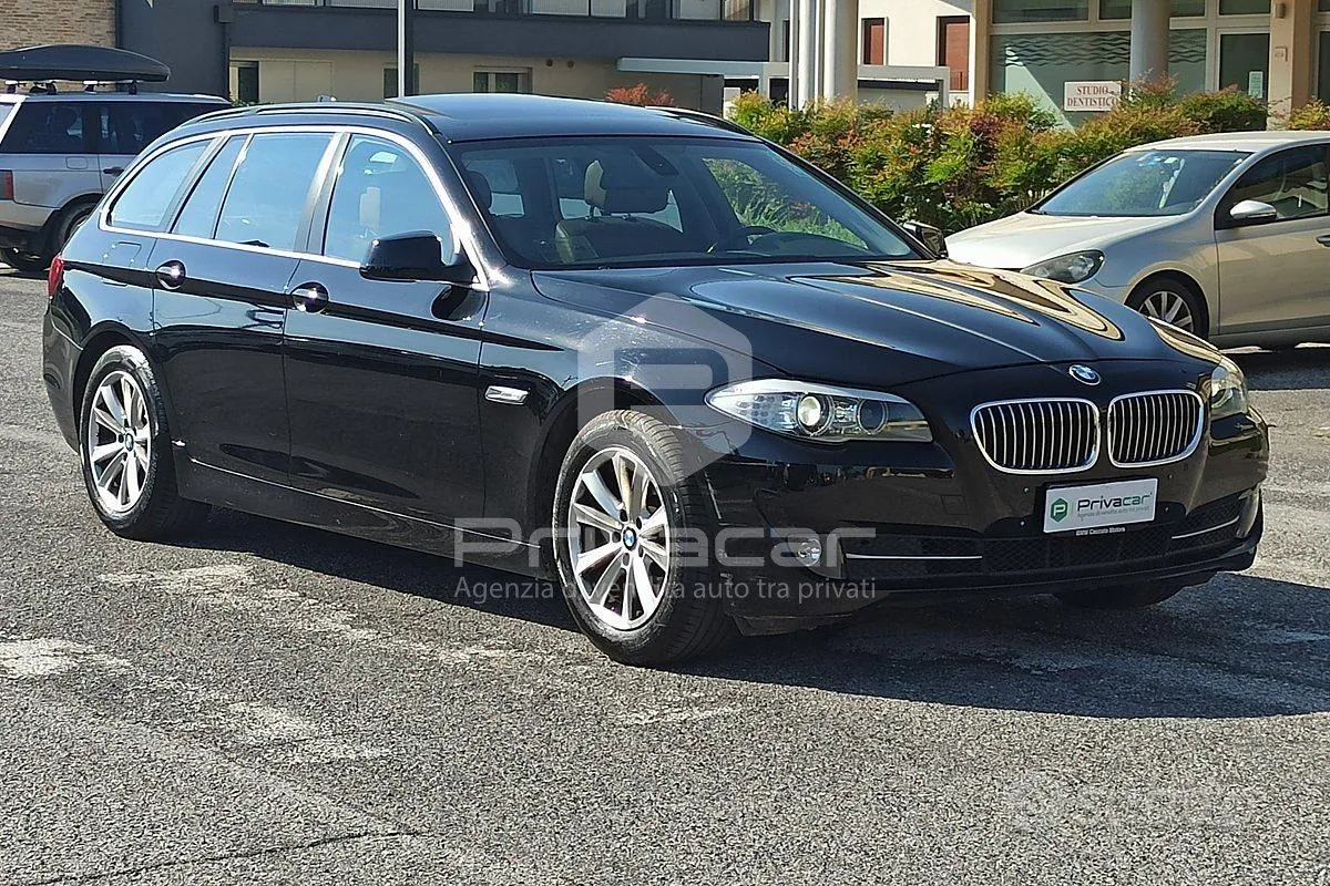 BMW 520D Touring 2012 photo 3