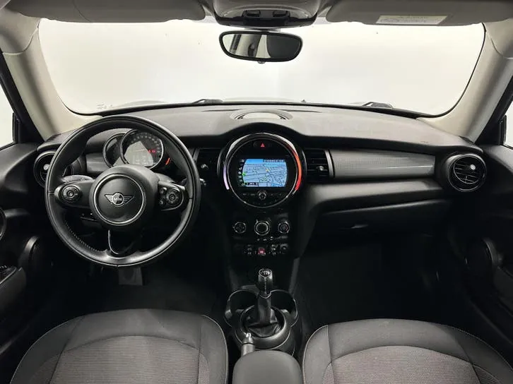 Mini Cooper 2020 photo 2