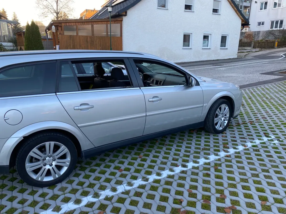 Opel Vectra 2007 photo 3