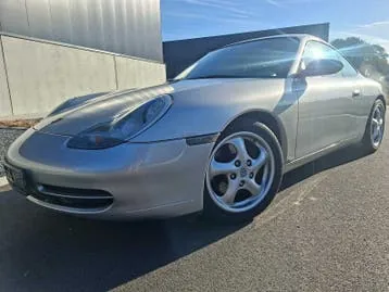 Porsche 911 photo 2