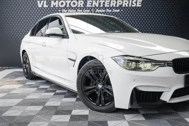 BMW 320I