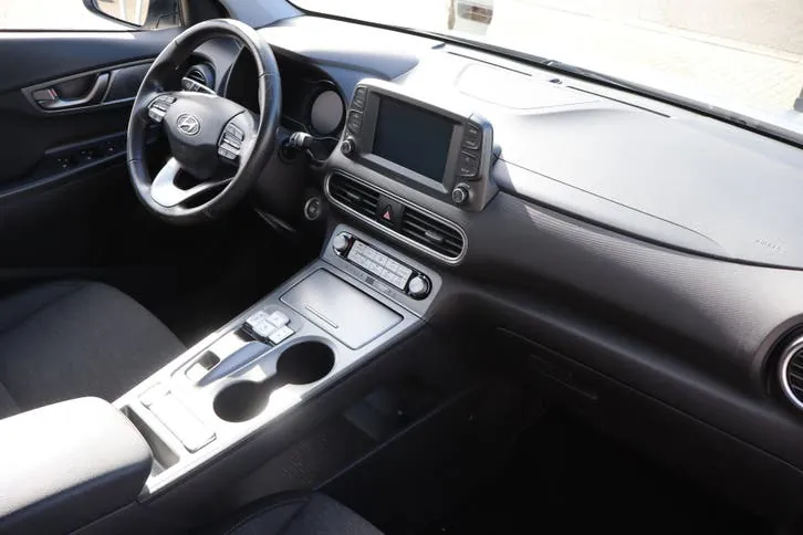 Hyundai Kona 2020 photo 2