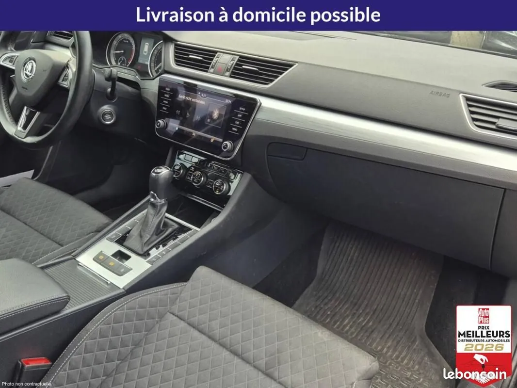 Skoda Superb 2019 photo 5