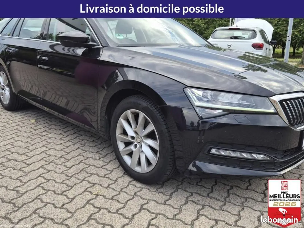 Skoda Superb 2019 photo 2