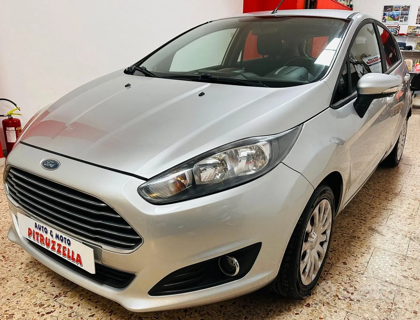 Ford Fiesta 2015 photo 3