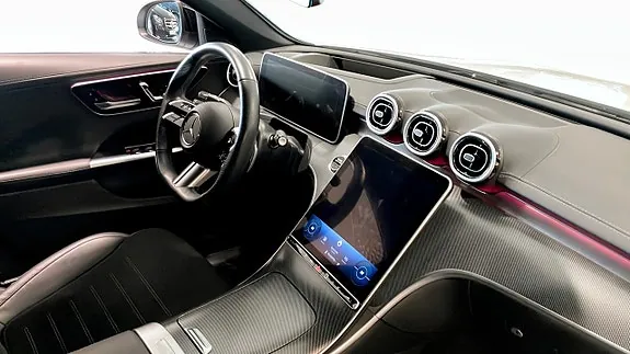 Mercedes-Benz C300 E 2024 photo 4