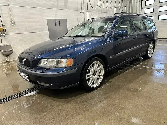 Volvo V70 2001 photo 2