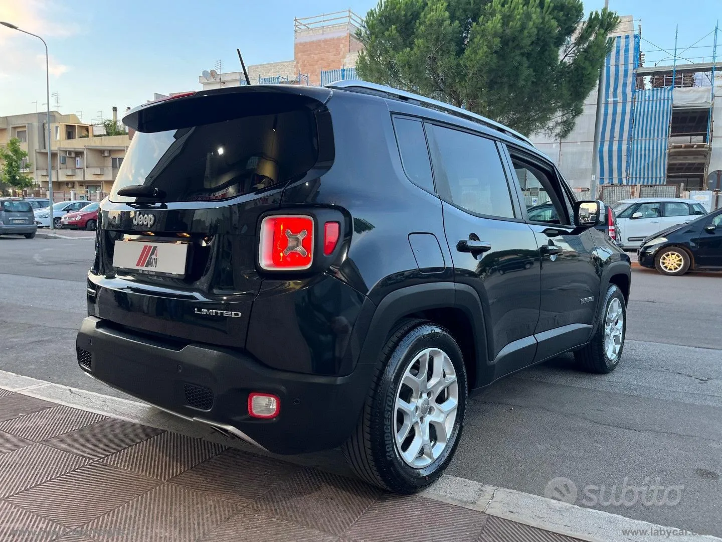 Jeep Renegade 2015 photo 4