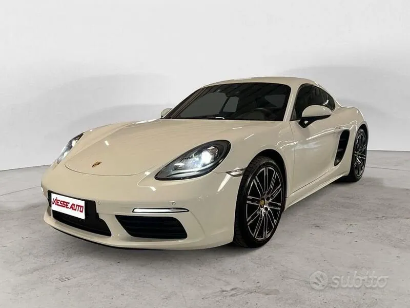 Porsche 718 Cayman