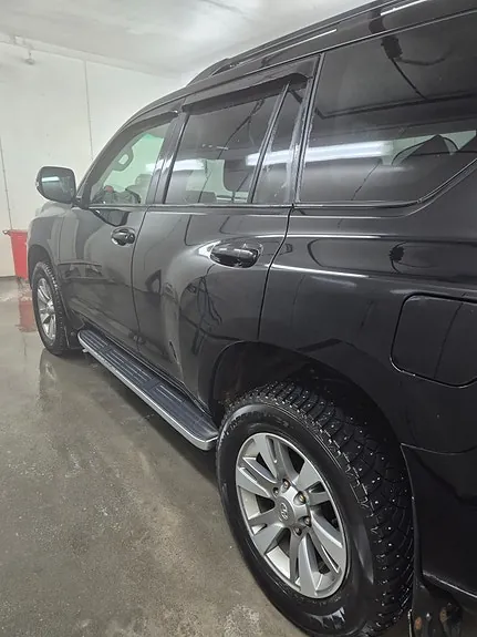 Toyota Land Cruiser 2011 photo 3