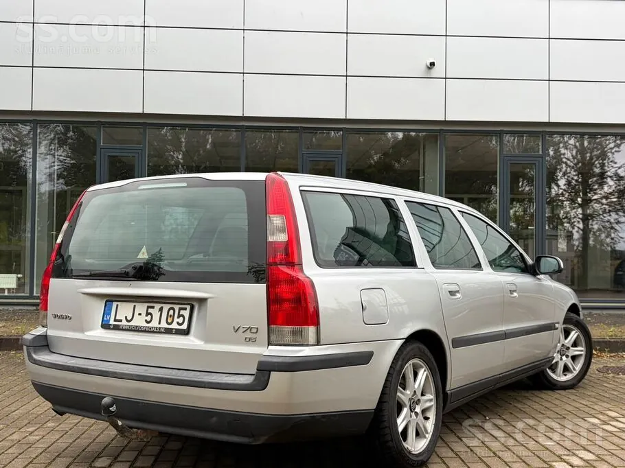 Volvo V70 2001 photo 3