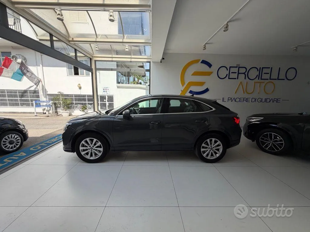 Audi Q3 2022 photo 5