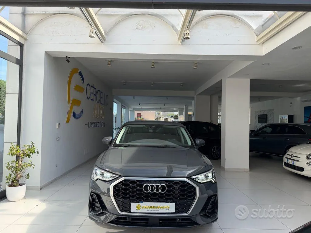 Audi Q3 2022 photo 4