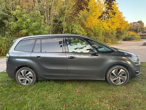Citroen Grand C4 Picasso 2015 photo 2