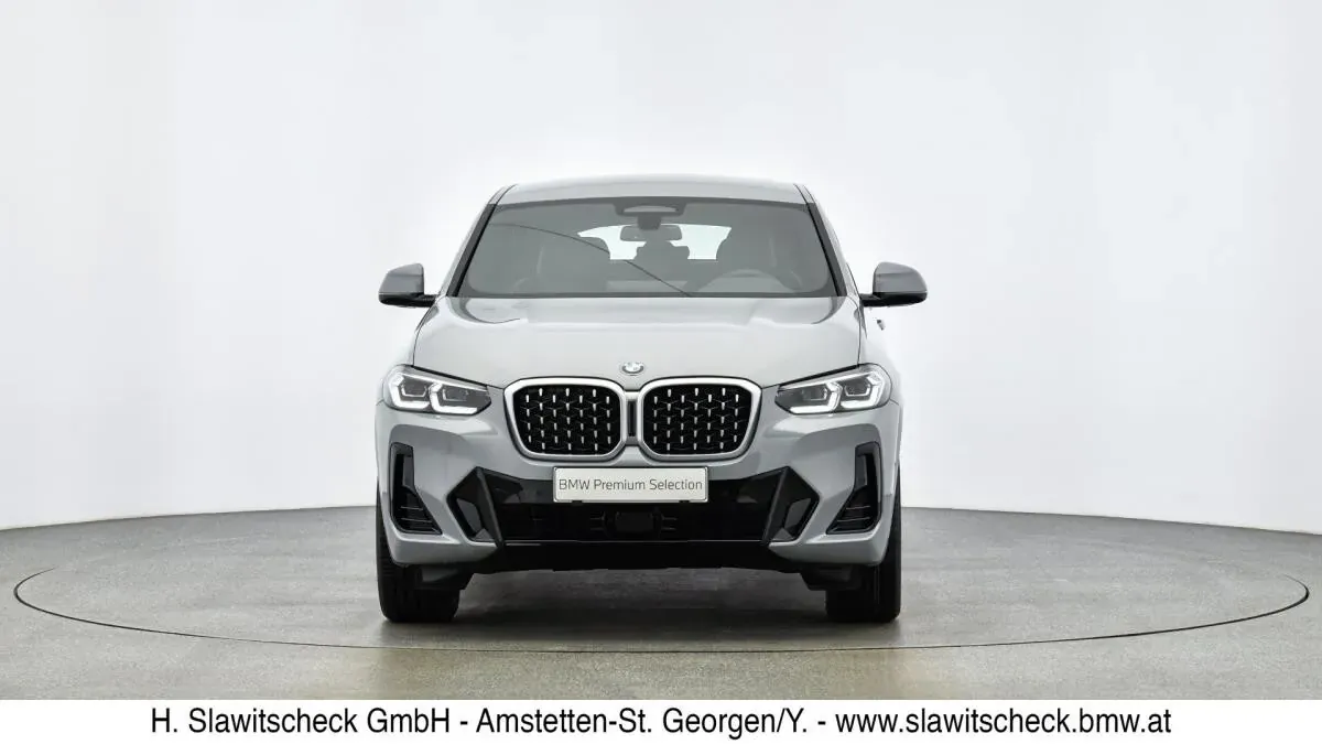 BMW X4 2025 photo 2