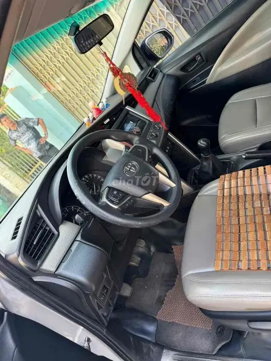 Toyota Innova 2018 photo 3