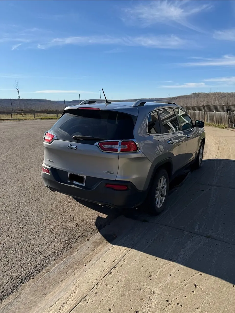 Jeep Cherokee 2014 photo 2