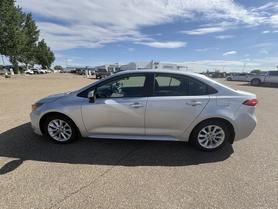 Toyota Corolla 2022 photo 2