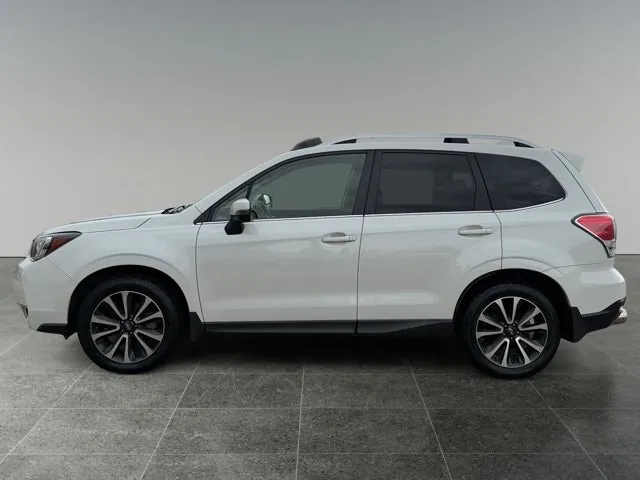 Subaru Forester 2017 photo 2