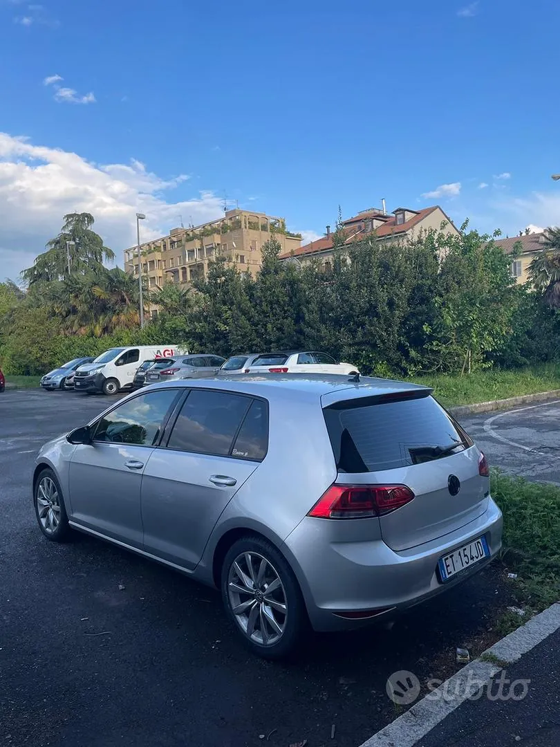 Volkswagen Golf 2013 photo 2