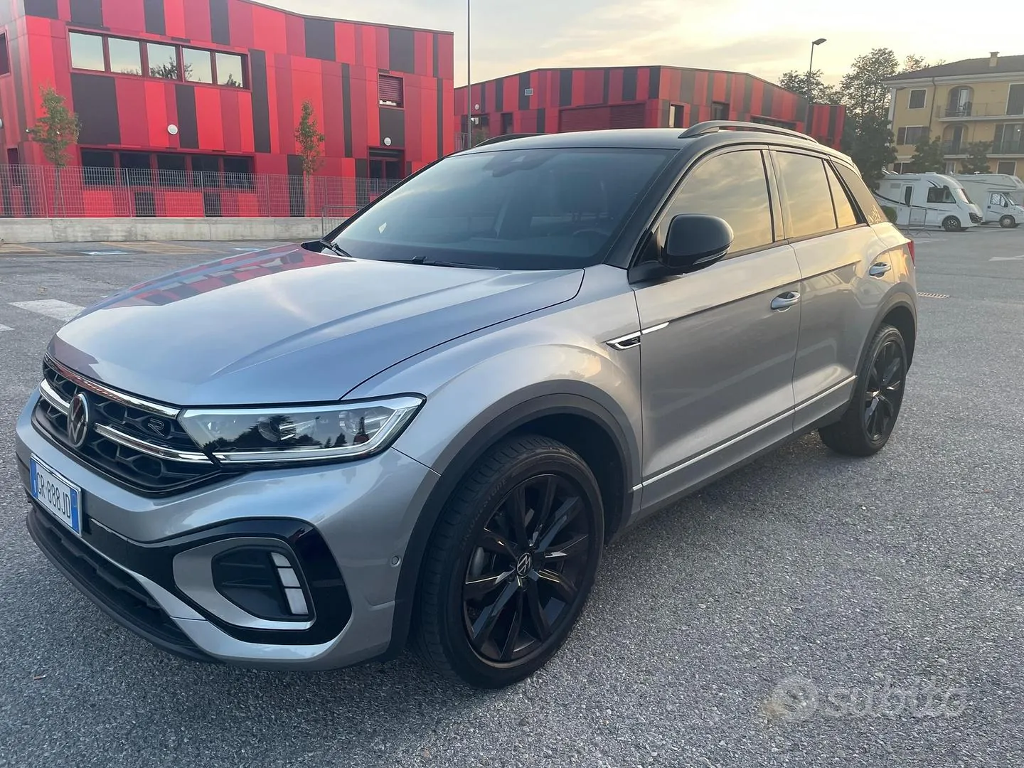 Volkswagen T-Roc 2023 photo 3