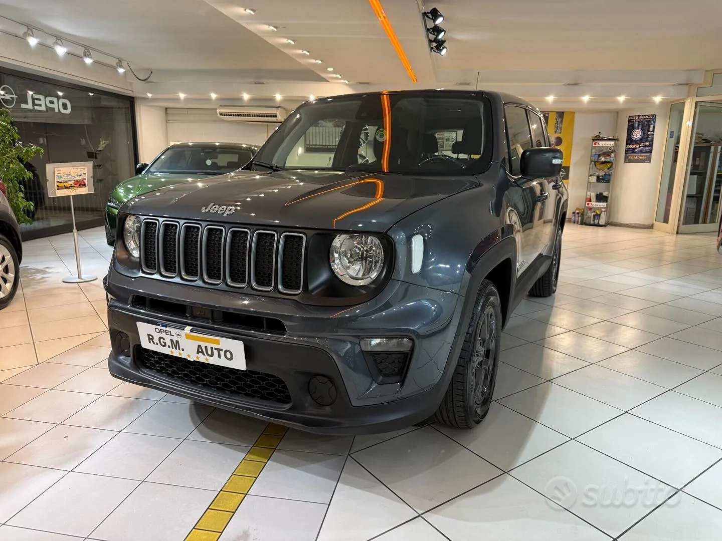 Jeep Renegade 2023 photo 3