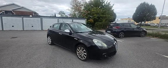 Alfa Romeo Giulietta 2013 photo 4