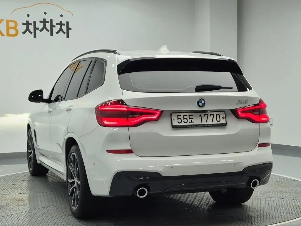 BMW X3 2018 photo 2
