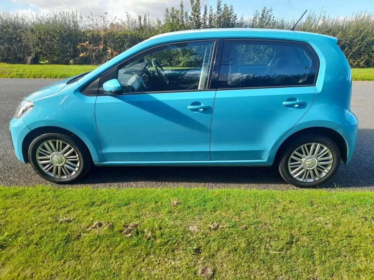 Volkswagen Up 2017 photo 5