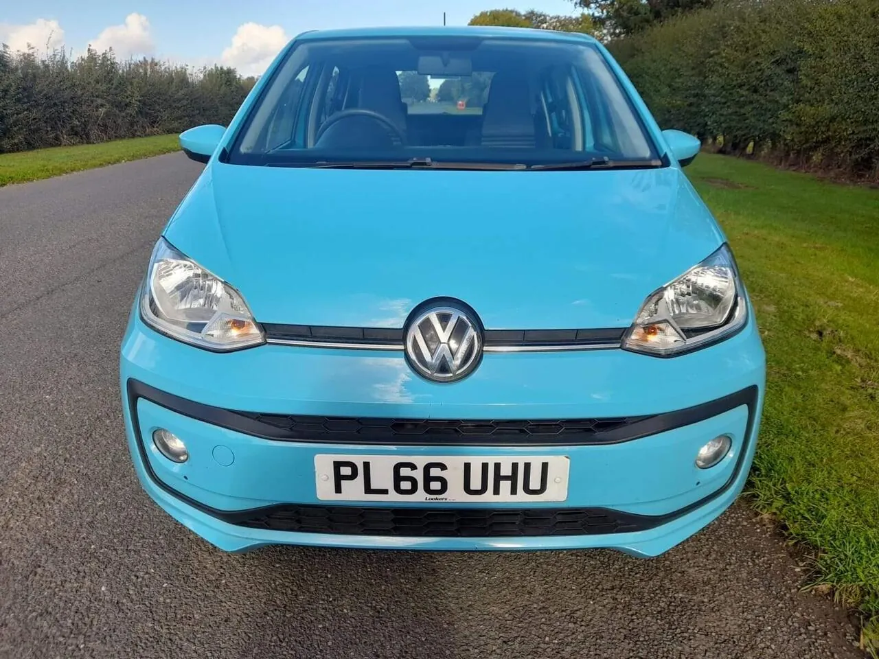 Volkswagen Up 2017 photo 2