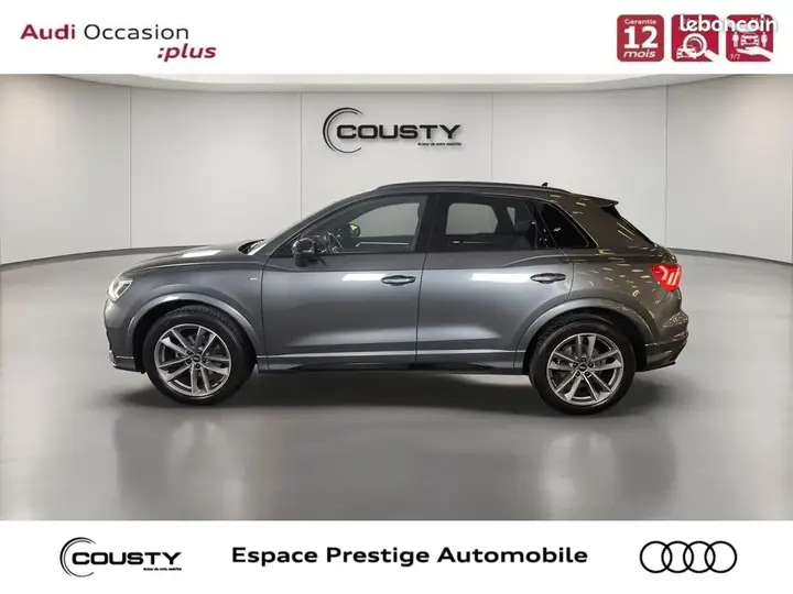 Audi Q3 2021 photo 2