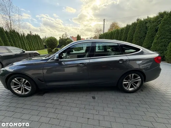 BMW 330I