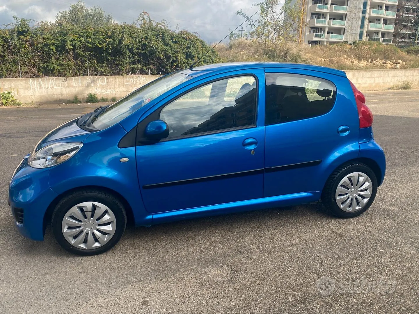 Peugeot 107 2010 photo 4