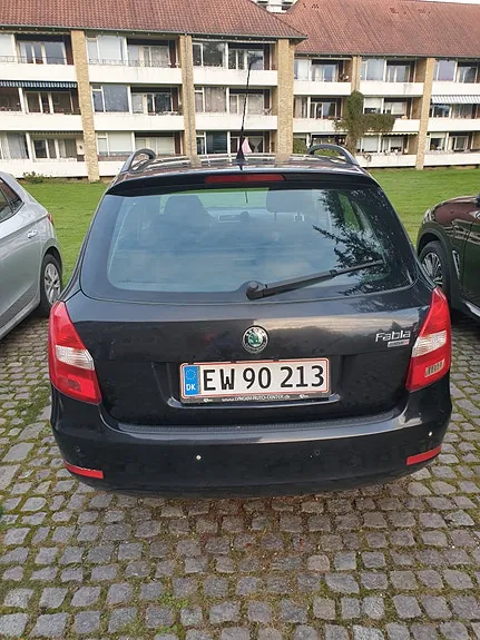 Skoda Fabia 2008 photo 3