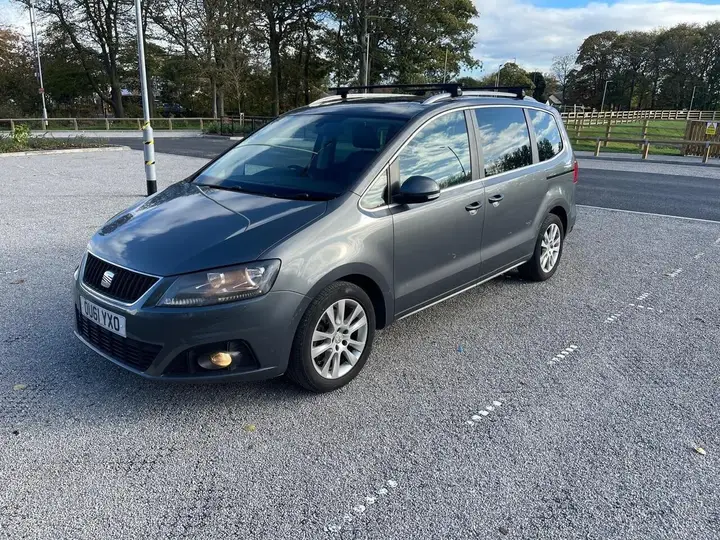 Seat Alhambra 2011 photo 2