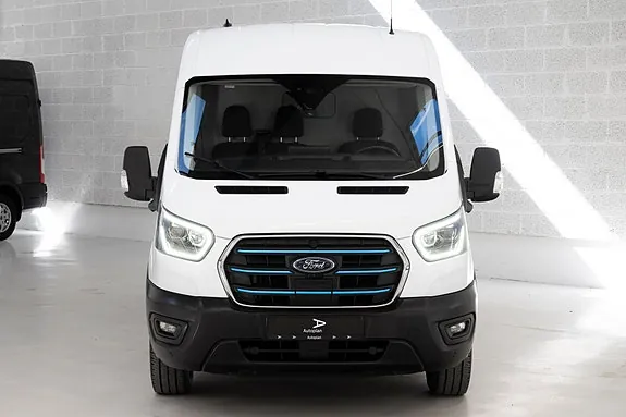Ford Transit 2022 photo 3