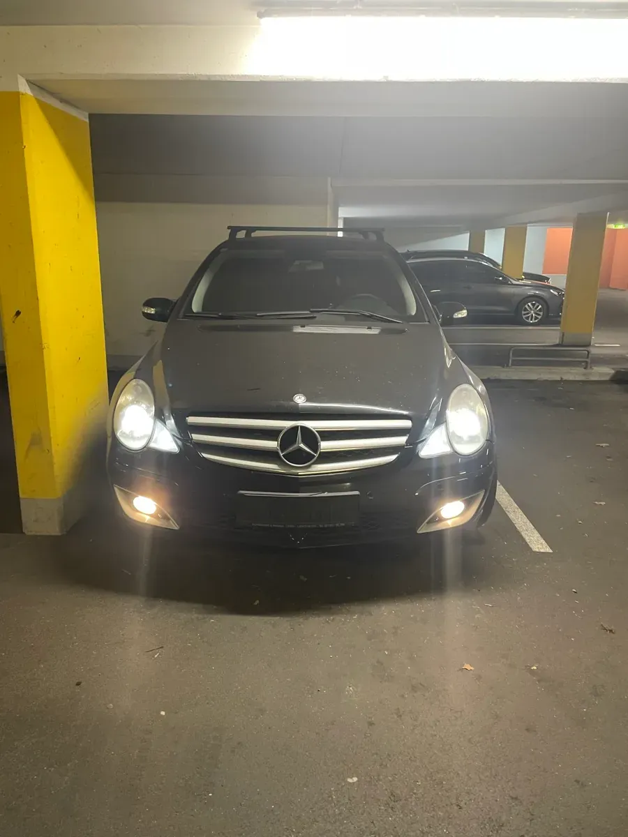 Mercedes-Benz R-Class