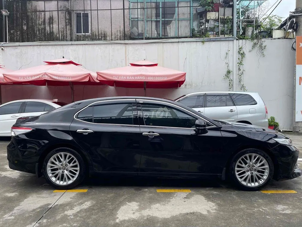 Toyota Camry 2020 photo 5