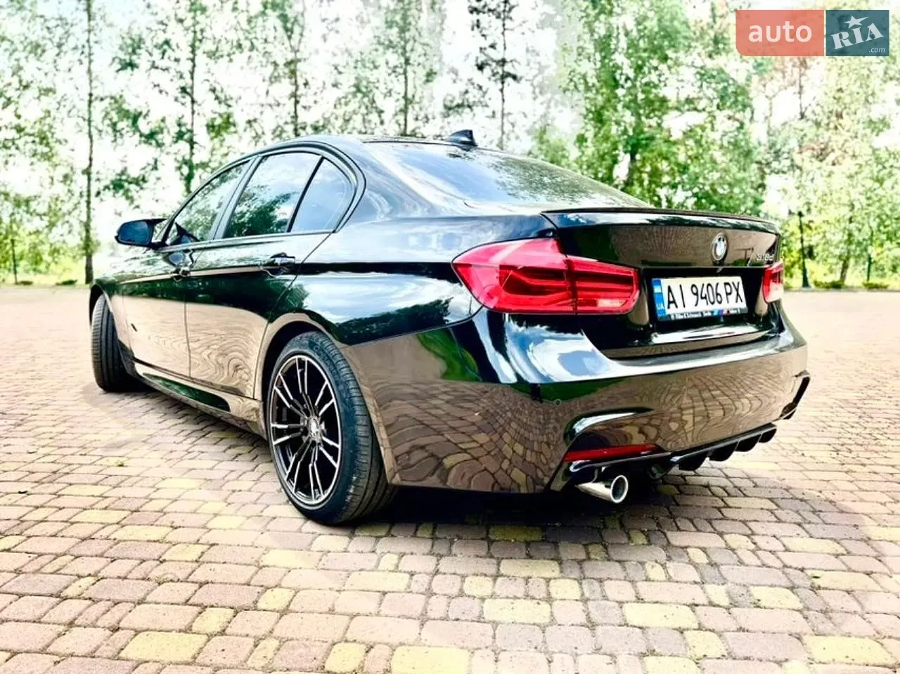 BMW 3 Series 2017 photo 3