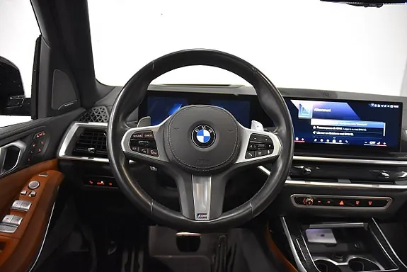 BMW X7 2024 photo 2