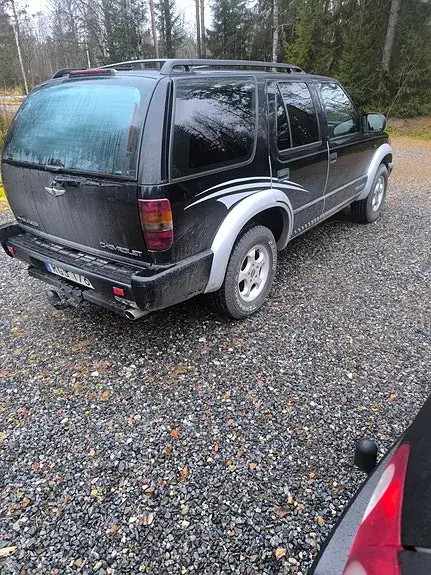 Chevrolet Blazer 1999 photo 3
