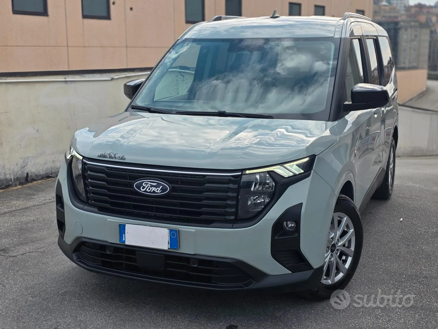 Ford Tourneo Courier 2024 photo 2